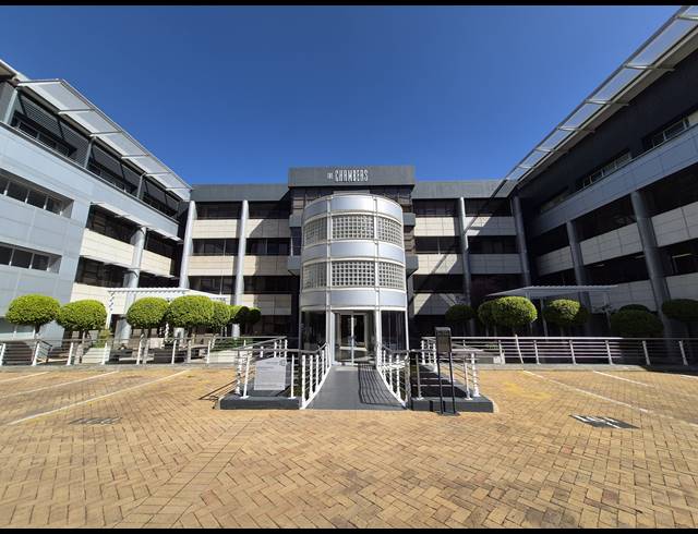 898M² OFFICE TO LET IN SANDTON CENTRAL